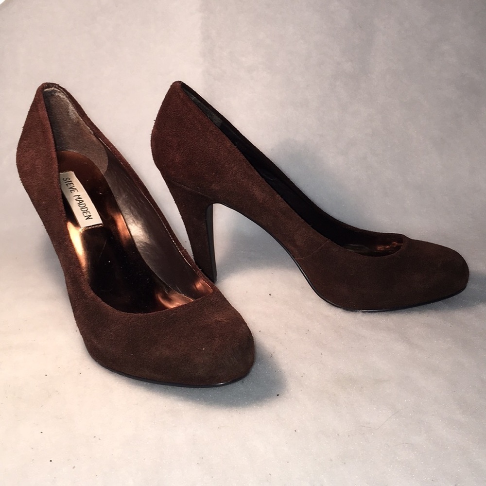 ❤️STEVE MADDEN P-plaza Suede Heels‎ ~ 7.5